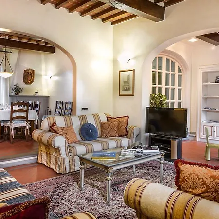 Colombai Villa