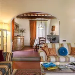 Villa Colombai *