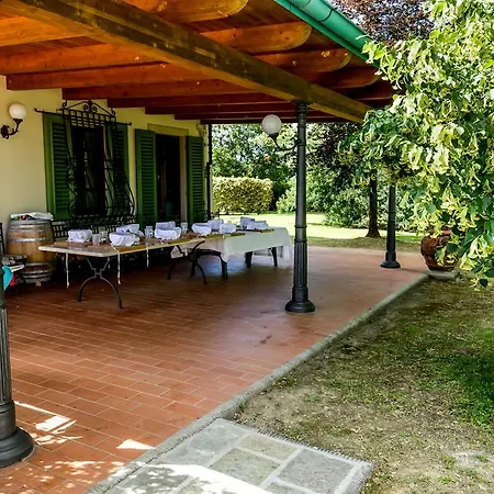 Villa Colombai Orentano