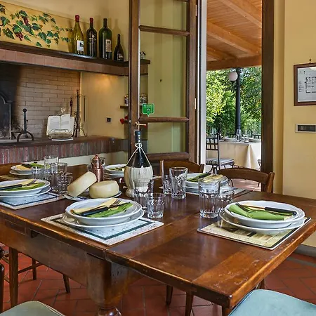 Villa Colombai Orentano